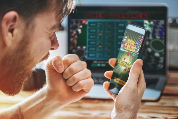 Pengguna menunjukkan tanda-tanda kecanduan game yang harus disadari